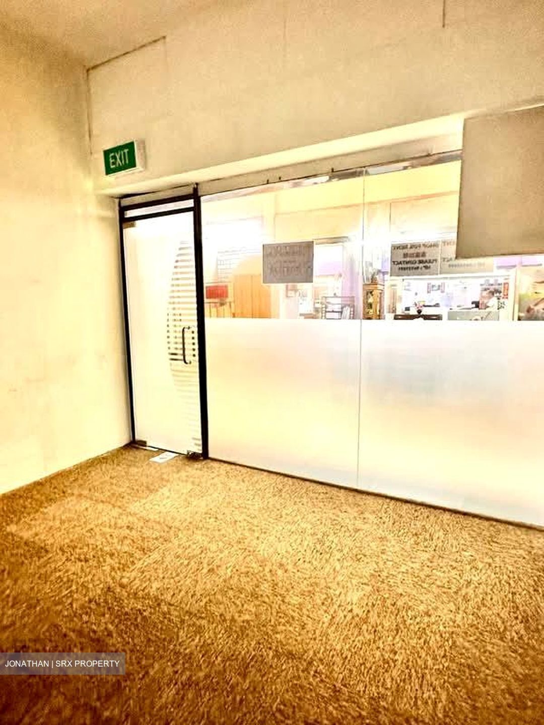 Roxy Square (D15), Retail #584320991